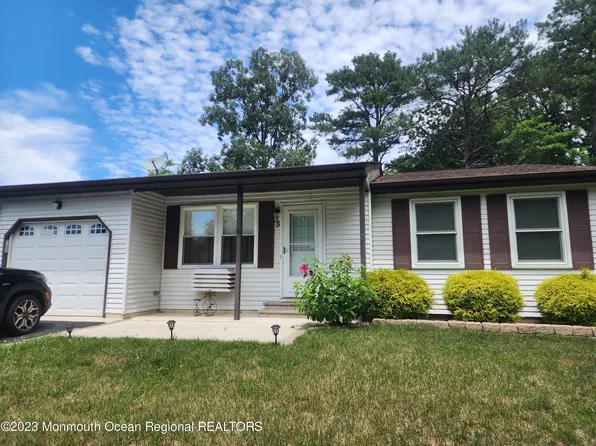35 Hartford Road, Whiting, NJ 08759