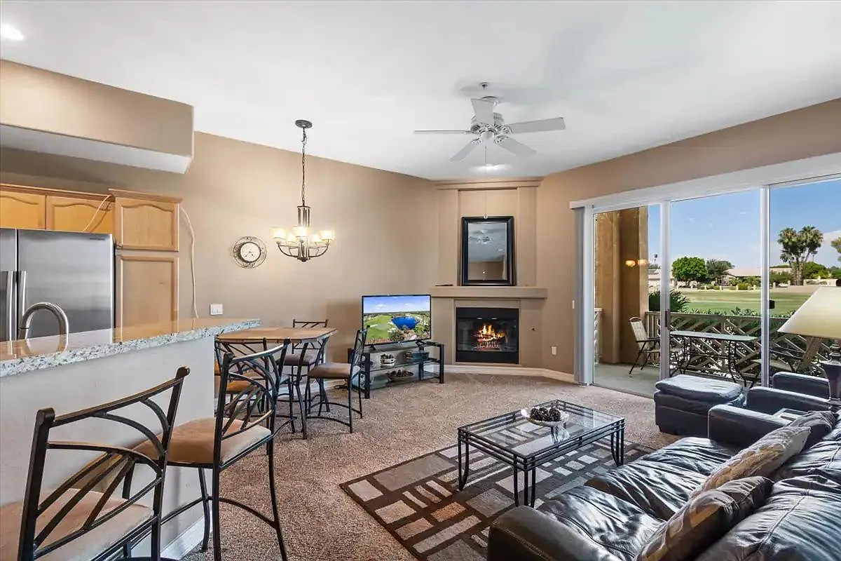 2 bed, 1188 sqft, $2,700 — Photo 1