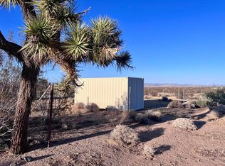 777 Lambert Ln, Joshua Tree, CA 92285