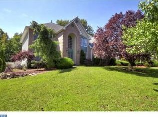 86 Elmont Rd, Hamilton, NJ 08610