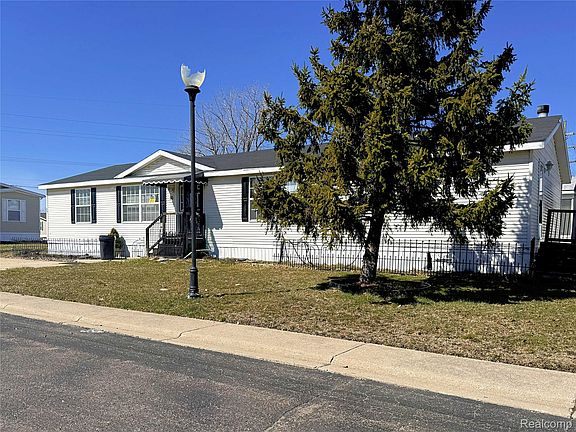 2nd image of 4591 S Haggerty Rd Lot 30