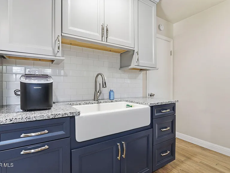 4873 McGregor Dr — Photo 17