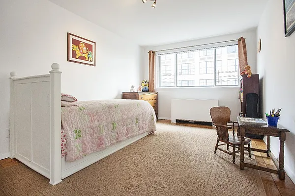 Sold by Real Direct | media 6