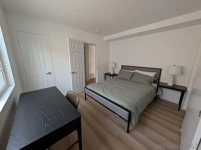 815 Isthmus Ct — Photo 16