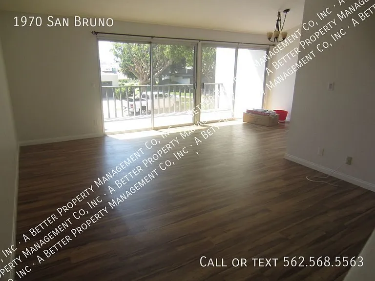 1970 San Bruno — Photo 14