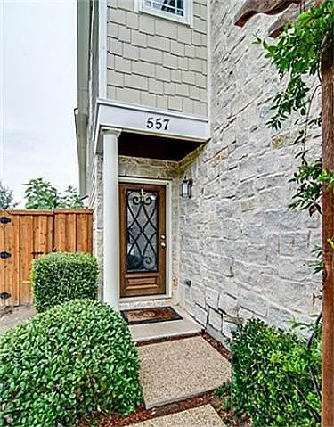 557 Mobley Way — Photo 10