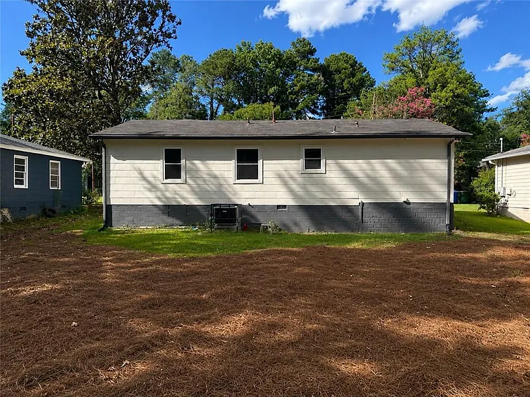 2862 Argyle Dr NW — Photo 18