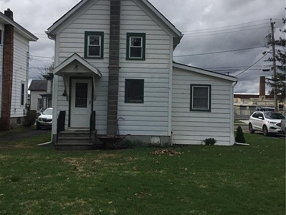 3rd image of 11 Franklin St