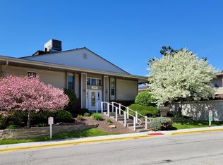 Kimberly Club Apartments, Davenport, IA 52807