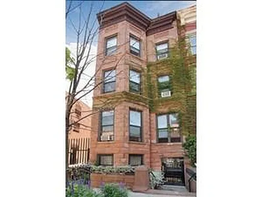 Rented by Esra Realty | media 7