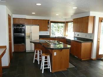4th image of 4805 NE 123rd St