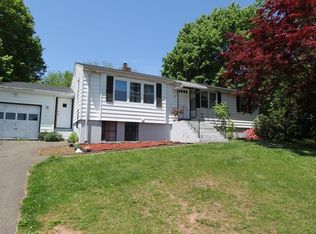 614 Gilbert Ave, Hamden, CT 06514