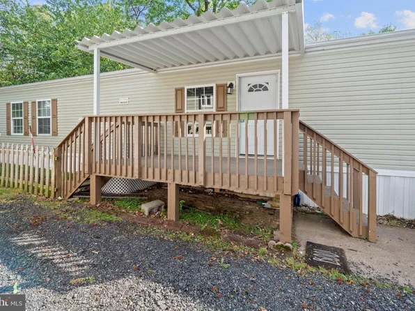 112 Paradise Ct, Stafford, VA 22554
