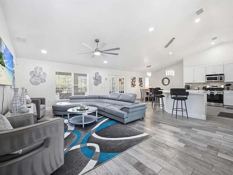 437 Grand Reserve Dr — Photo 29