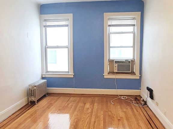 3rd image of 25-20 Broadway #2