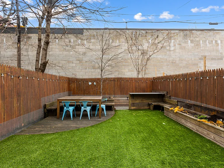 239 Starr St #1A — Photo 36