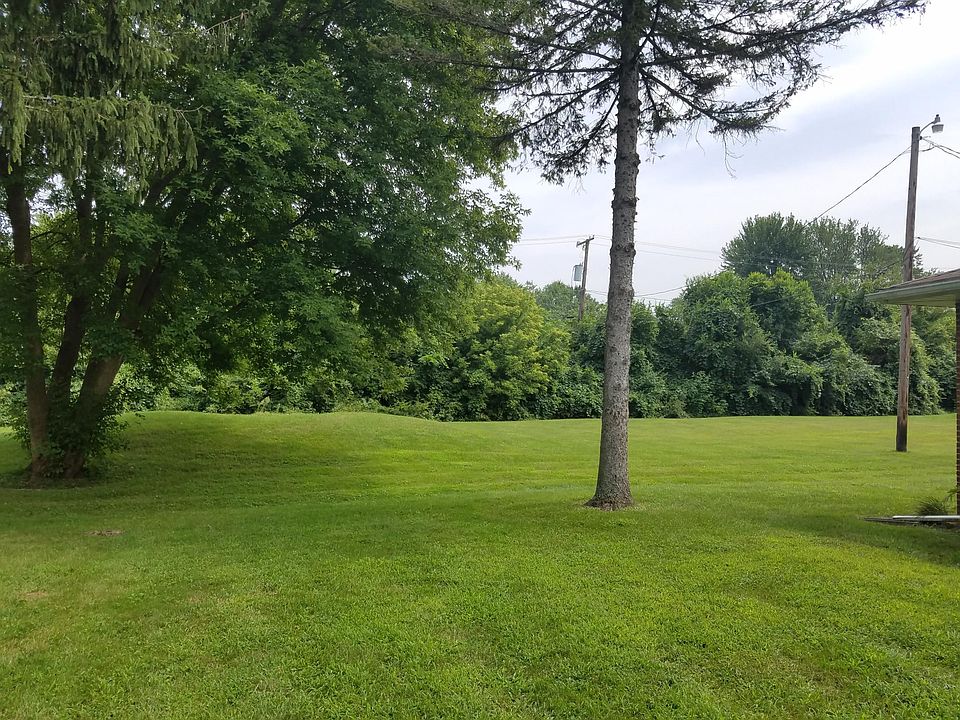 2nd image of 5856 Acres Rd APT 6C