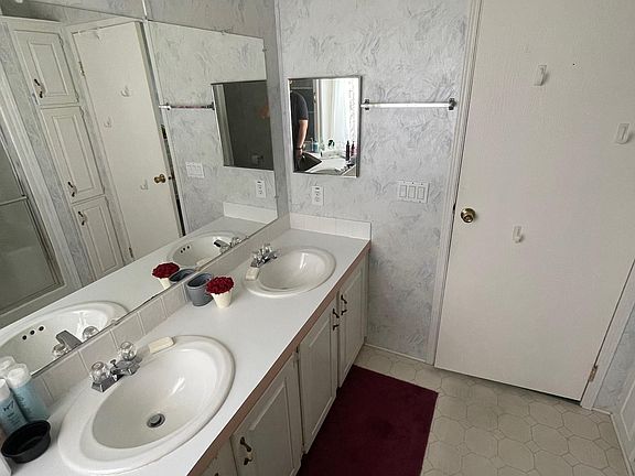 2nd image of 1701 W Commerce Ave Lot 193