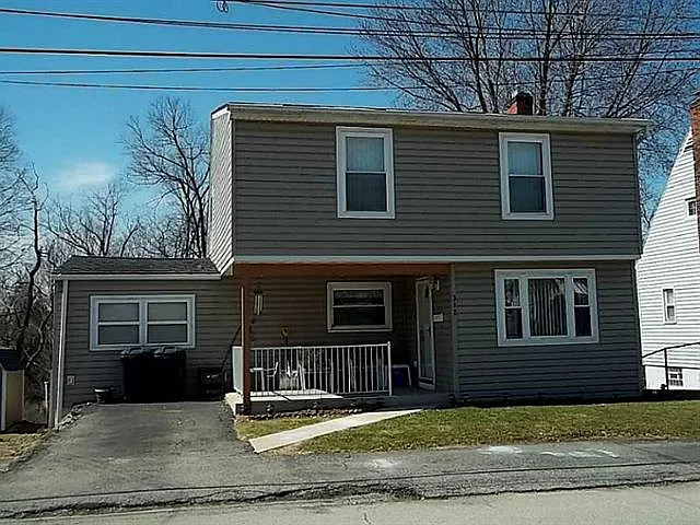342 James Ave photo 1