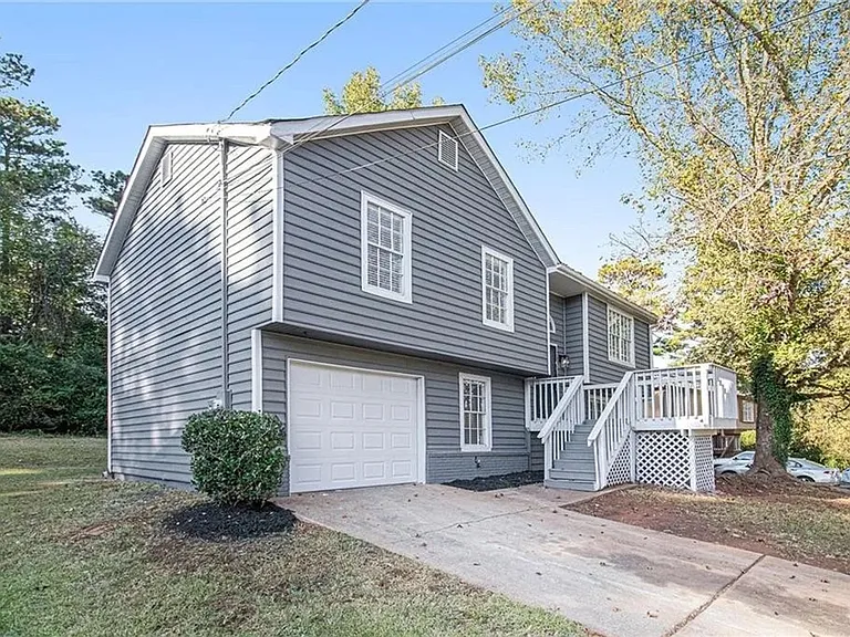 3490 Newberry Trl — Photo 18