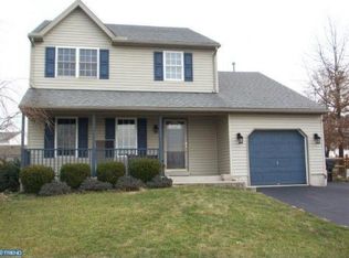 112 Verdure Ln, Douglassville, PA 19518