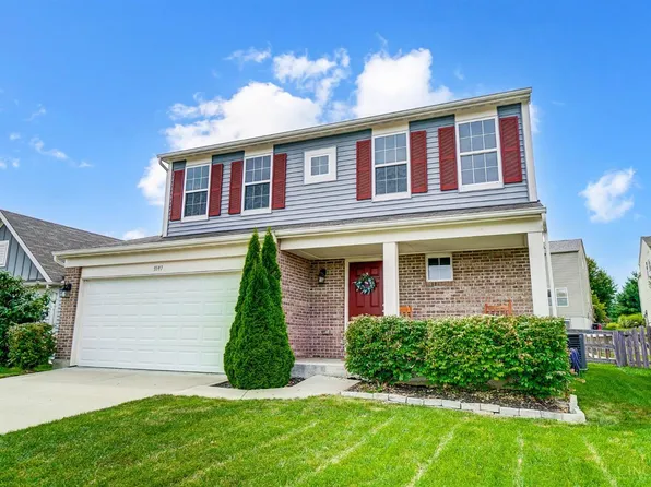 5597 Castle Dr, South Lebanon, OH 45065