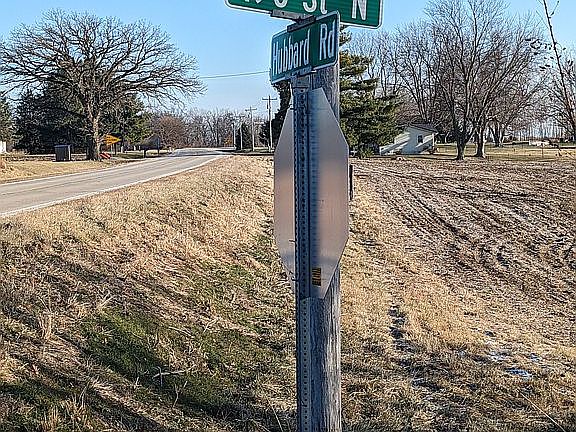 3rd image of 19100 Hubbard Rd