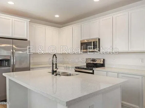1635 E Dogwood Ln, Gilbert, AZ 85295
