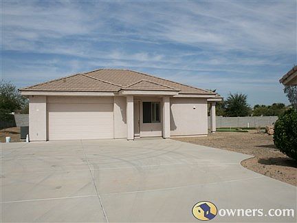 2073 sq ft under the roof guest house