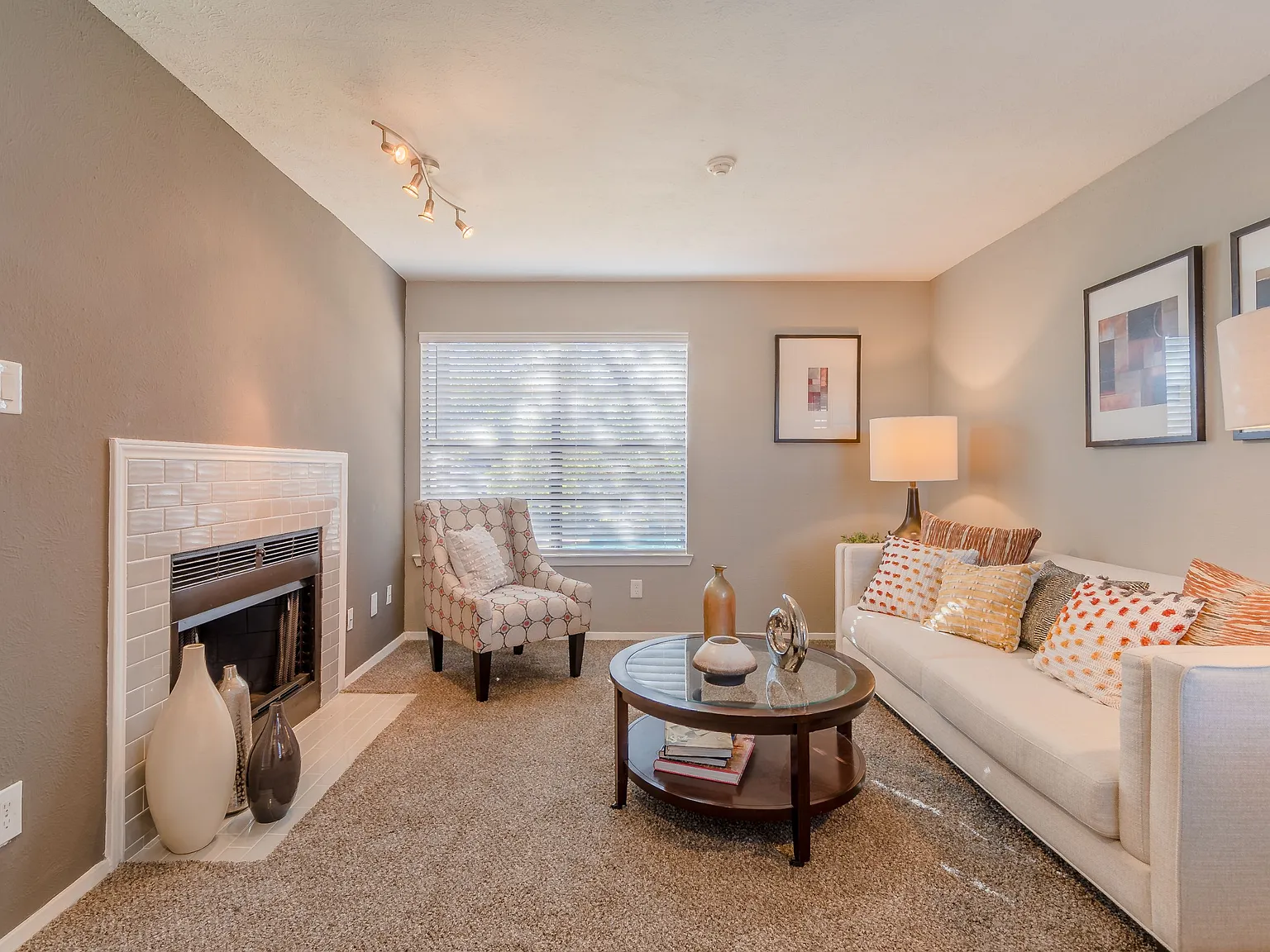 Pinehurst Place Apartments — Photo 3