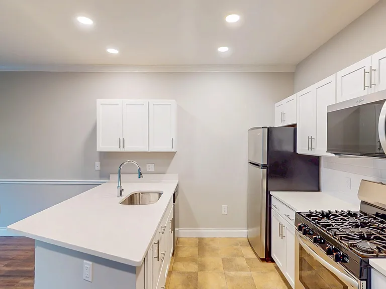 *Available in select, renovated apartments.