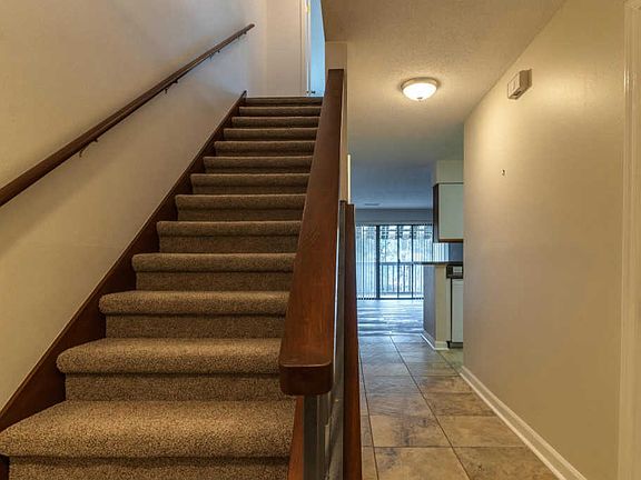 2nd image of 204 Westlake Ct #204