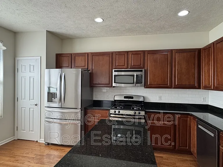 393 Caleb Dr #1 — Photo 4