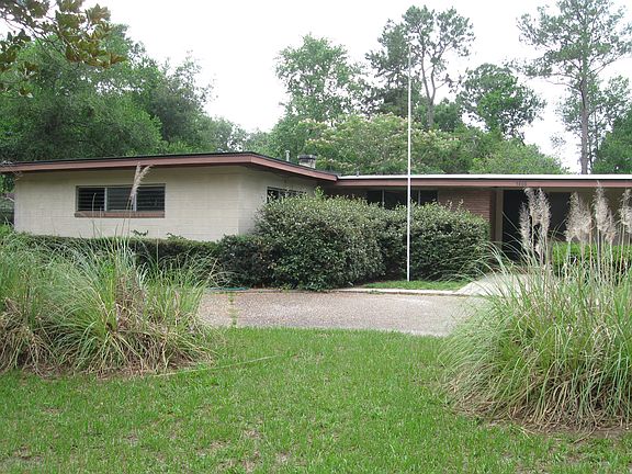 4th image of 5806 Hyde Grove Ave