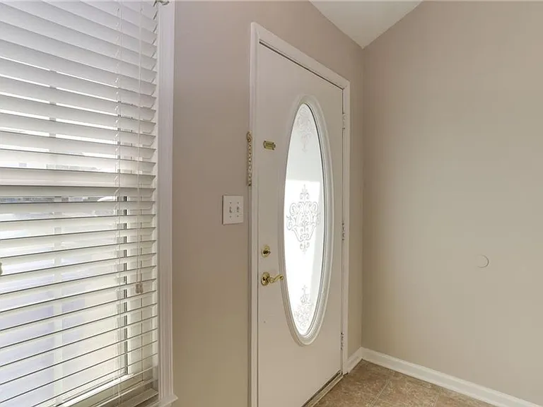 115 Squire Reach — Photo 2