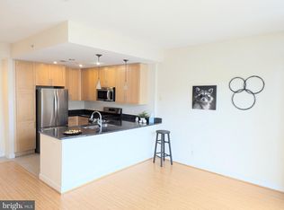 820 N Pollard St APT 810, Arlington, VA 22203