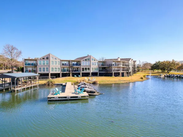 806 Highcrest Unit 13, Granite Shoals, TX 78654