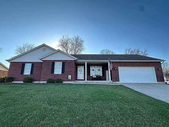 2nd image of 103 Lincoln Dr