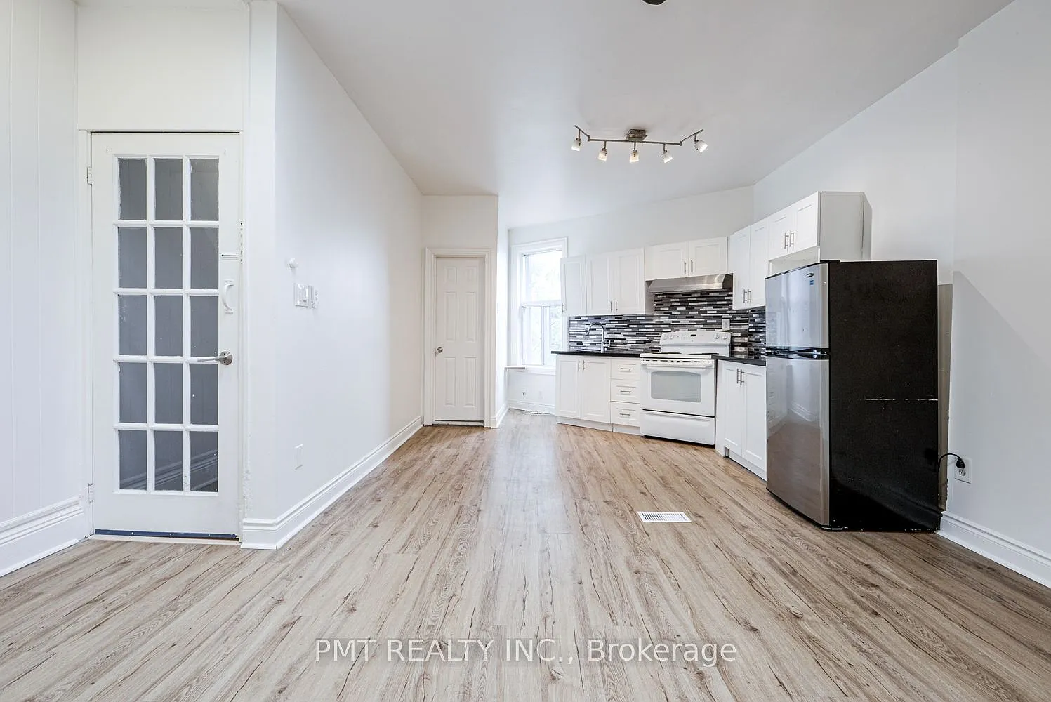 1 bed, $1,975 — Photo 1