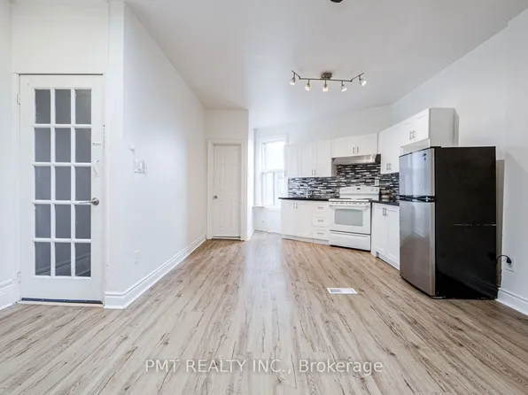 2045 Davenport Rd, Toronto, ON M6N 1C5
