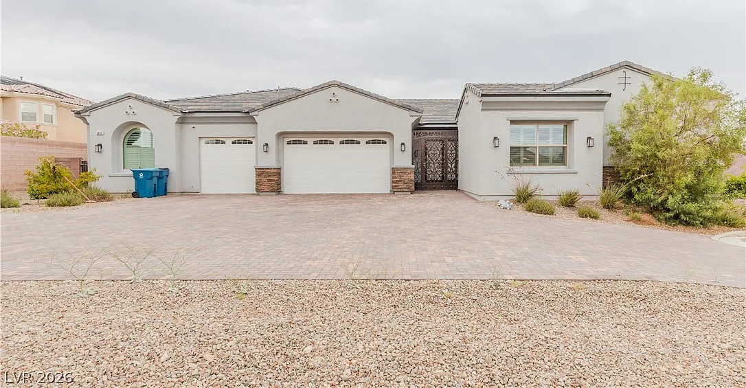 4 bed, 3.0 bath, 2745 sqft, $3,495 — Photo 2