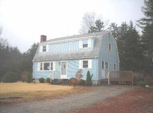 2 Reagan Rd, Townsend, MA 01469