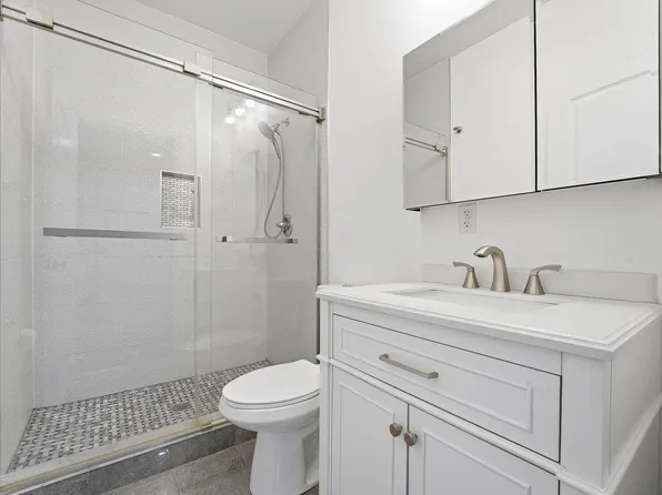 5103 Meadowview Avenue image 12 of 28