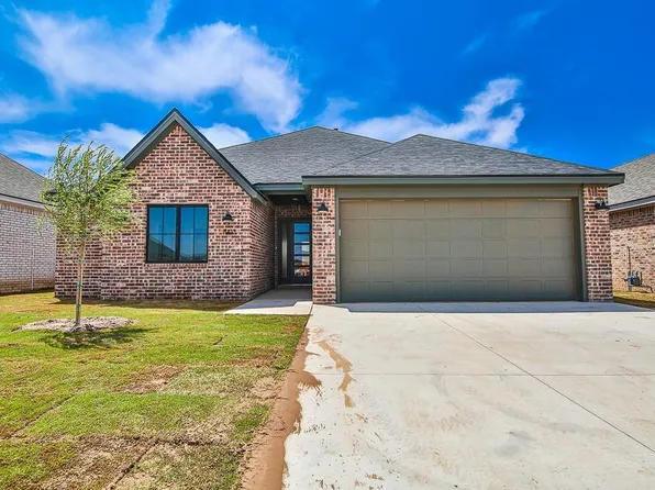 1903 Cottonwood Ave, Wolfforth, TX 79382