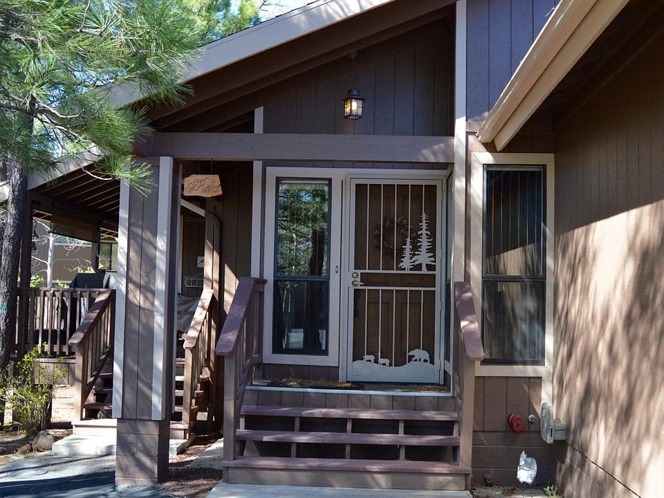 Beautiful townhouse in Mountain Pines