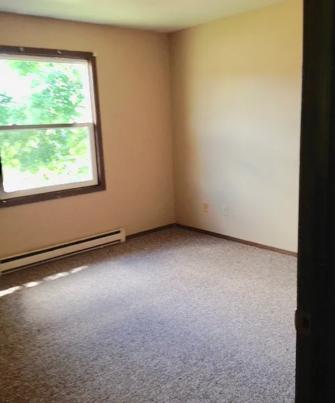 1138 Imperial Cir #5 — Photo 5