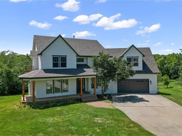 12004 E Ridgeview Rd, Kearney, MO 64060