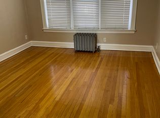 525 E 72nd St #1, Chicago, IL 60619