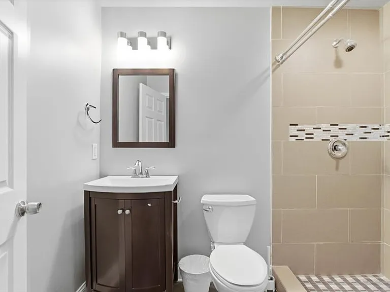 2705 Azalea Bluff Dr — Photo 19
