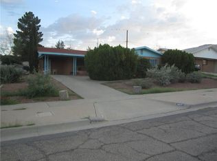 6241 Dew Dr, El Paso, TX 79912